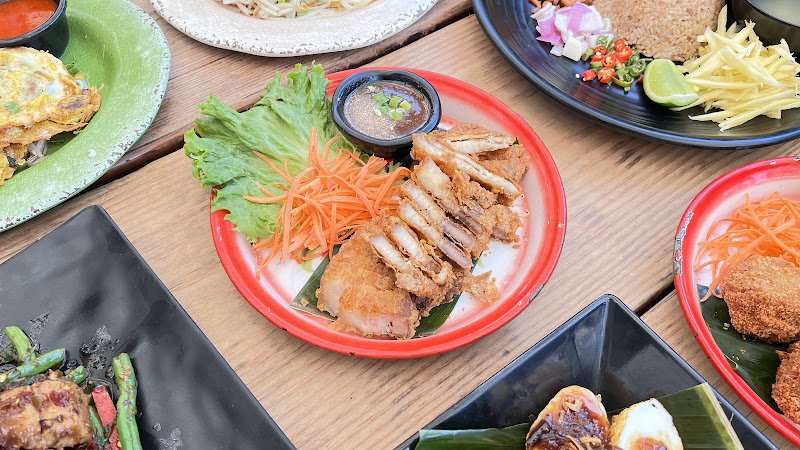 Khao Nom - ร้านข้าวหนม