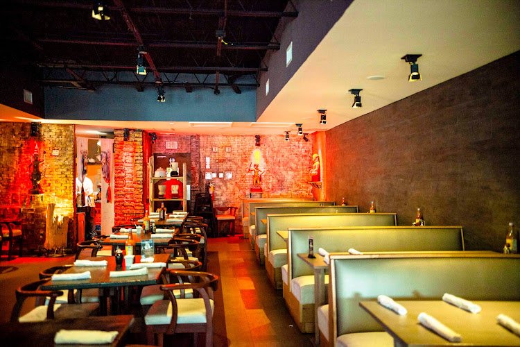 Moon Thai & Japanese