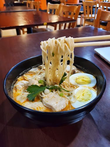 8E88 Rice & Ramen