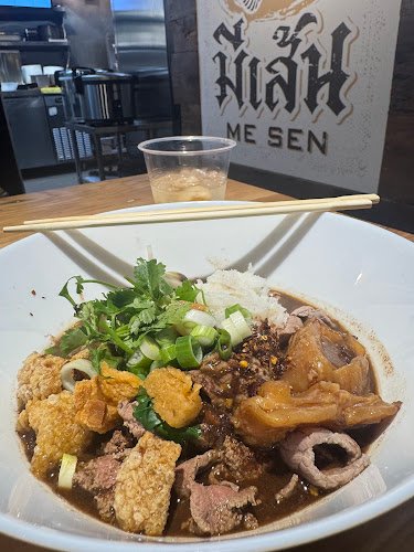 ME SEN Thai Noodle Shop