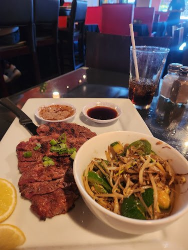 Thai Moon by the Sea, Thai Food & Sushi bar