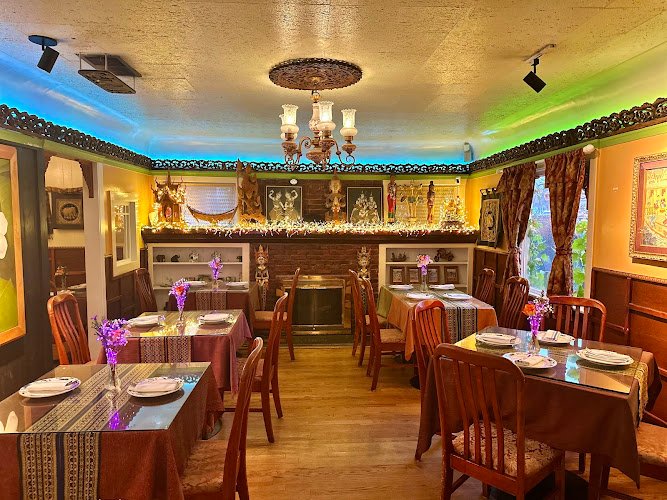Bungalow on Rose Coastal Thai Restaurant & Bar