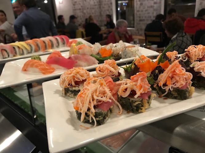 Simply Thai and Sushi Bar